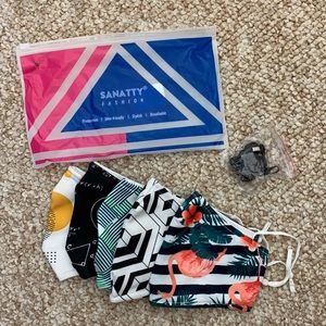 🌵2/$10 - Adult face masks NWOT